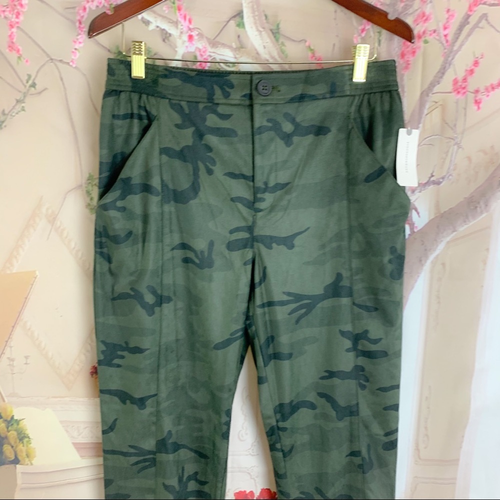 NEW Anthropologie Textured Camo Joggers - Picture 6 of 15